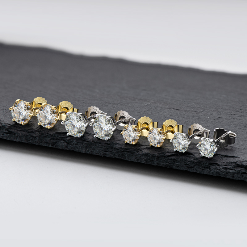 Classic 6-Prong Round Brilliant Cut  VVS Moissanite Stud Earrings
