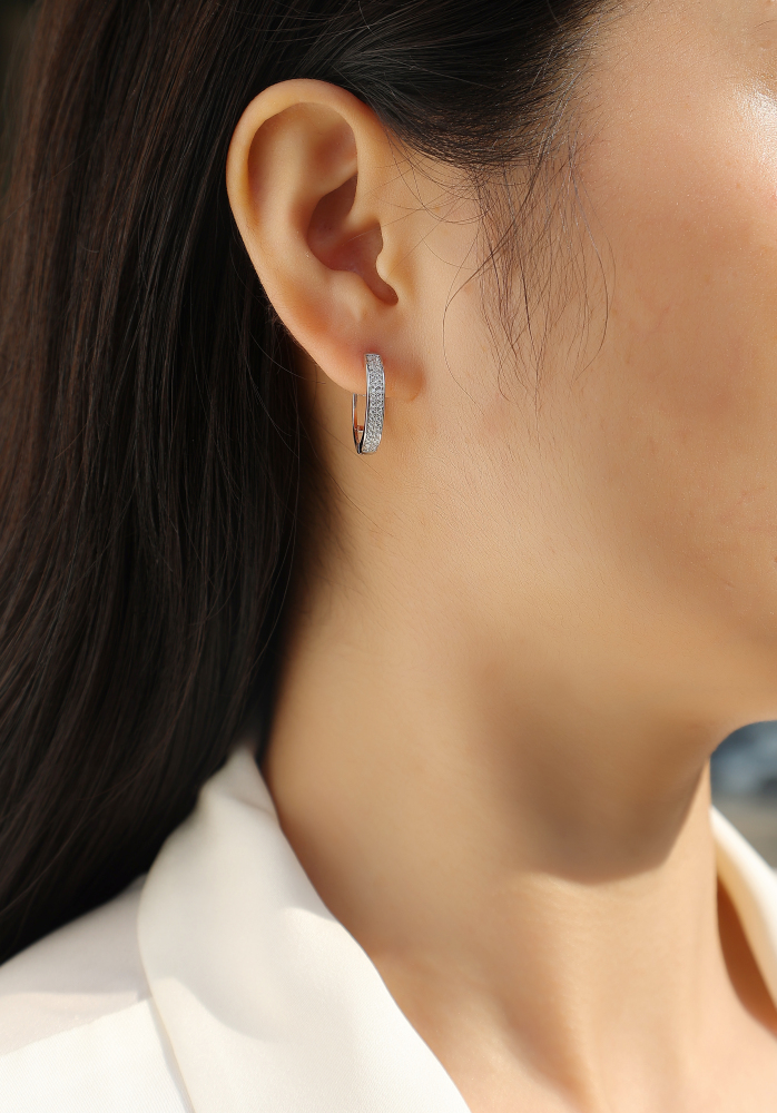 Radiant Double-Row Moissanite Huggie Hoops | D-Color VVS1 Lab-Grown Brilliance