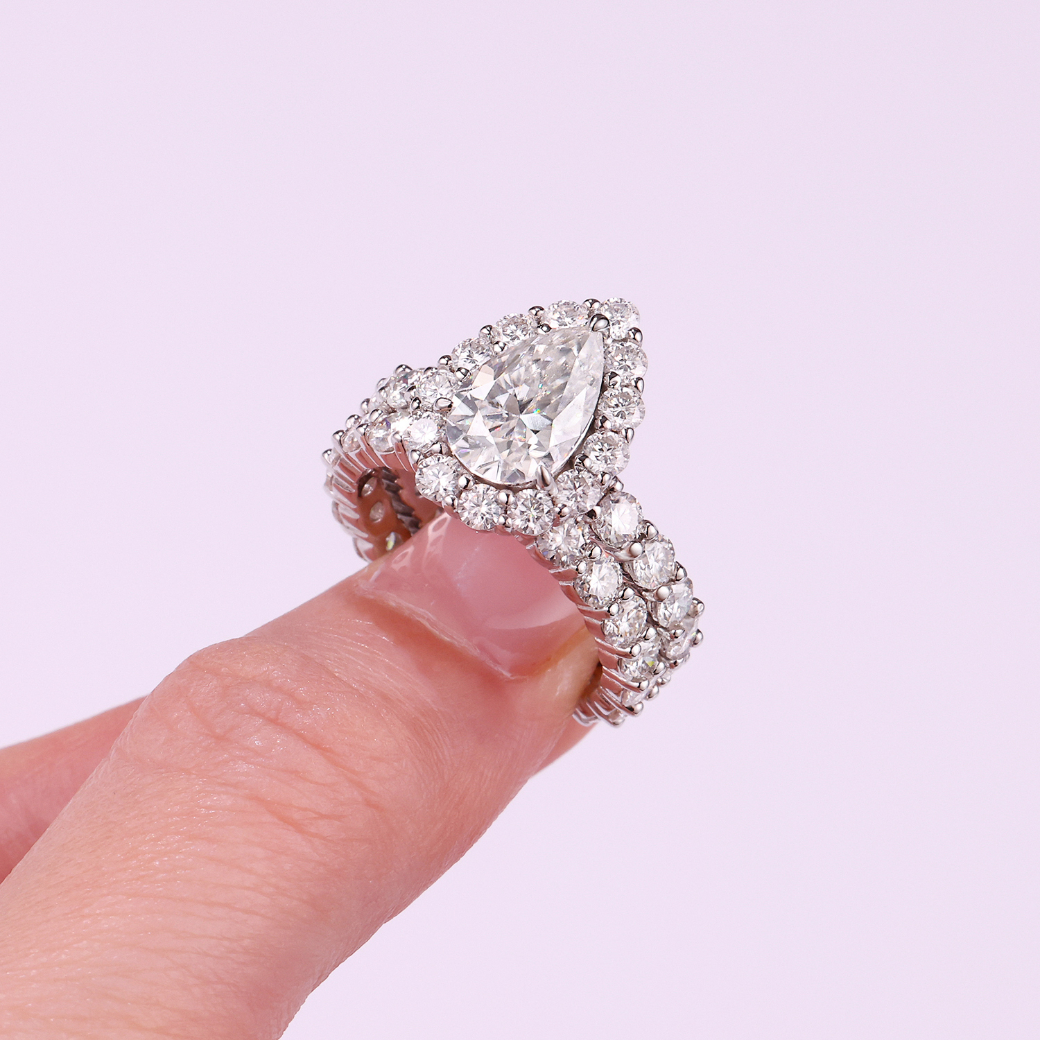 Exquisite 3ct Pear Cut Moissanite Bridal Set