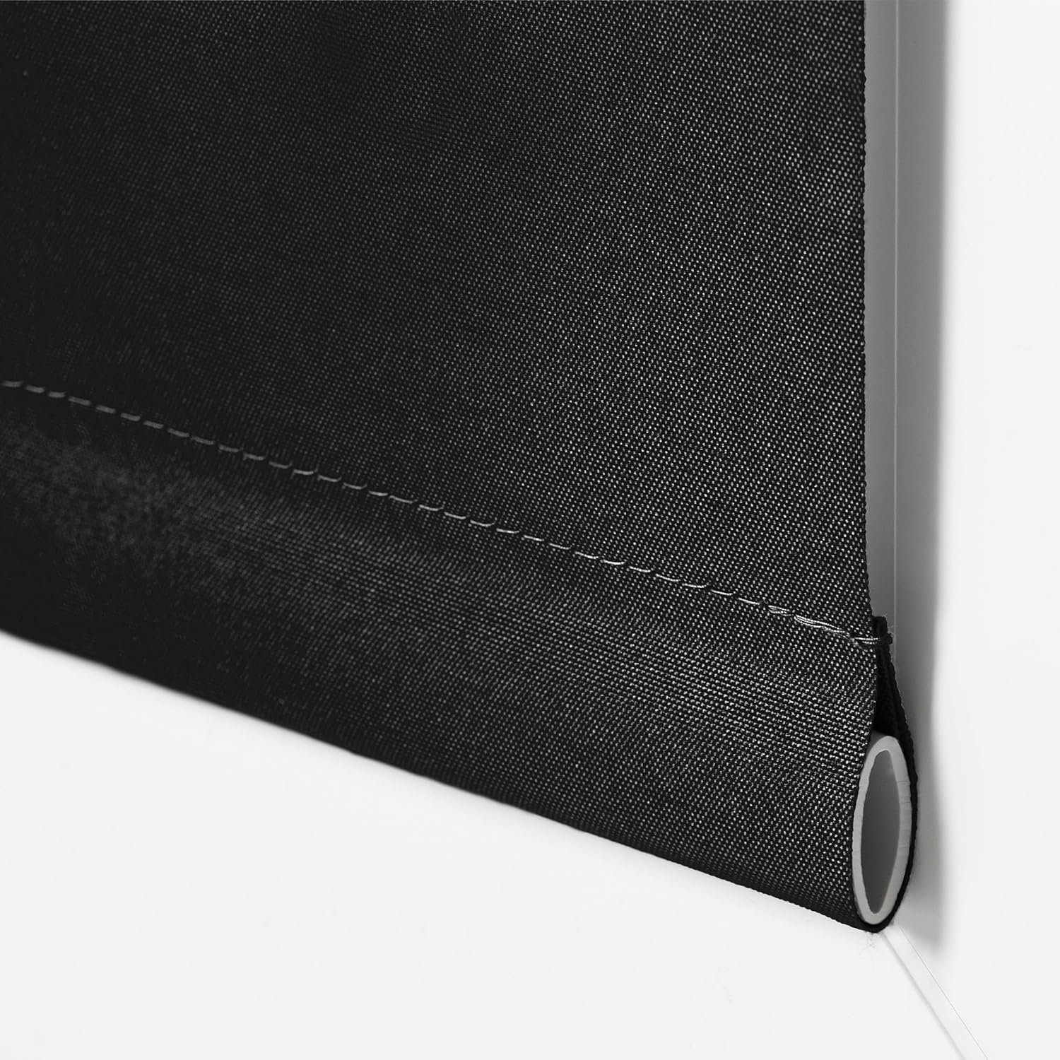 Blackout roller blind product line planning for private label buyers