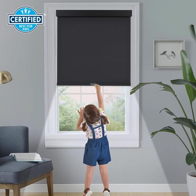 High Quality Roller Blinds Valance Window Shades Cordless Spring Control Waterproof Fabric Roller Square Shaped Square Casing for Built-in
