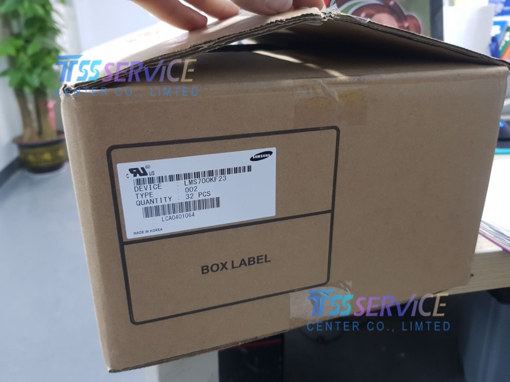 NEW  LMS700KF23-002  7INCH 800×480  LCD Panel Display Module Samsung