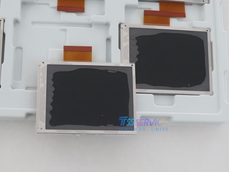 Hitachi /KOE TX09D40VM3CBA REV.D 3.5 inch 240×320 LCD Display Module for industrial