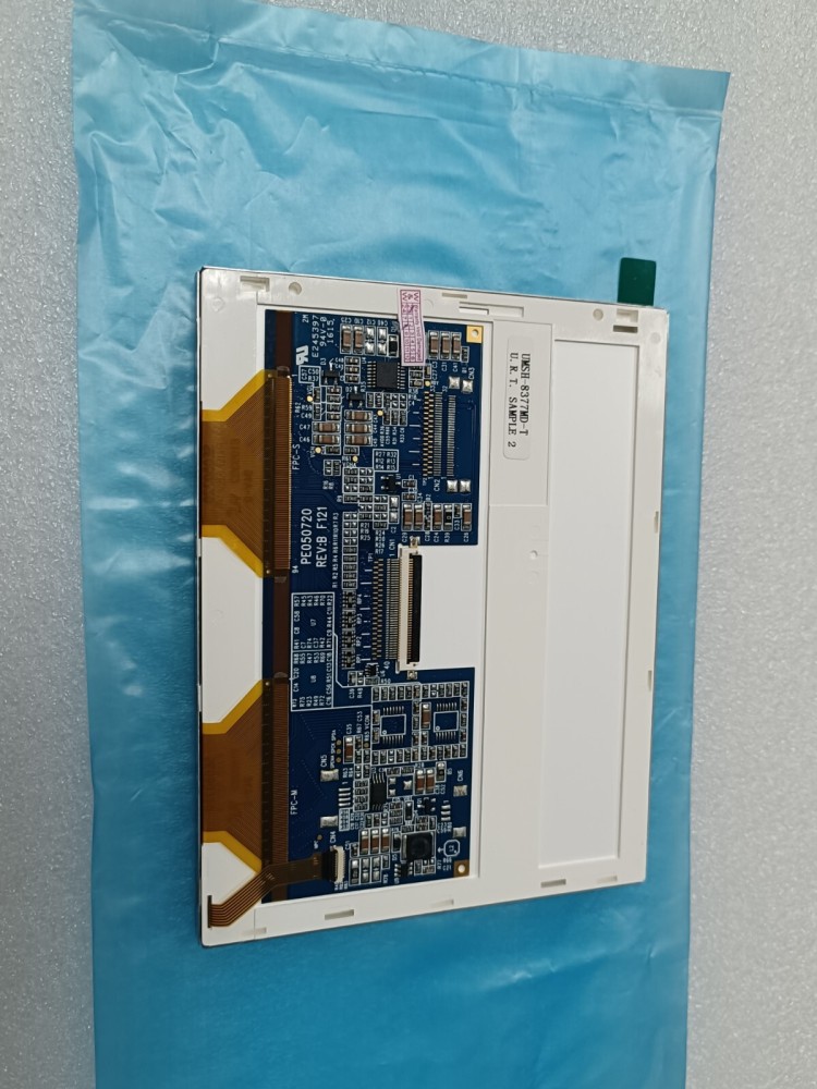 new  5.7-inch  UMSH-8377MD-T  640 (RGB) × 480 [VGA] TFT LCD module