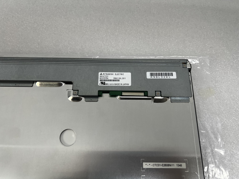 NEW AA141TD01 Mitsubishi 14.1"  LCD DISPLAY PANEL