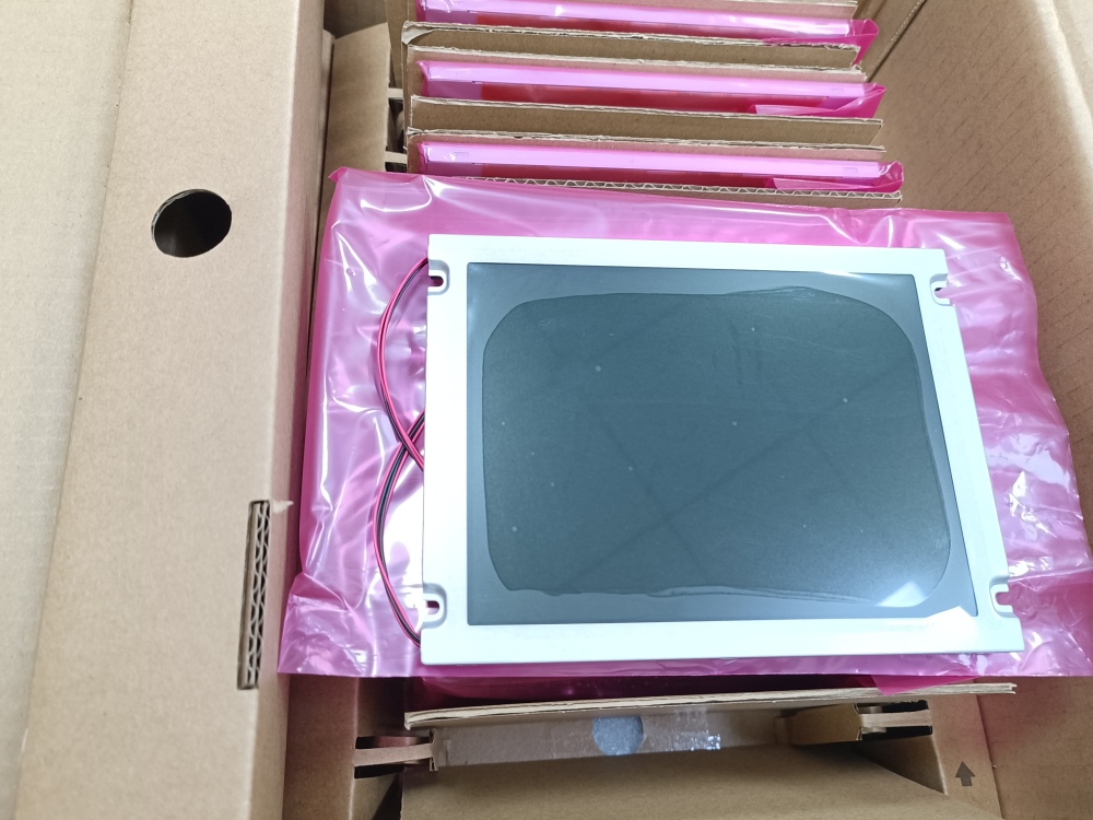 NEW T-51750GD065J-LW-BIN Kyocera 6.5" 640×480  LCD Display Screen For Industrial