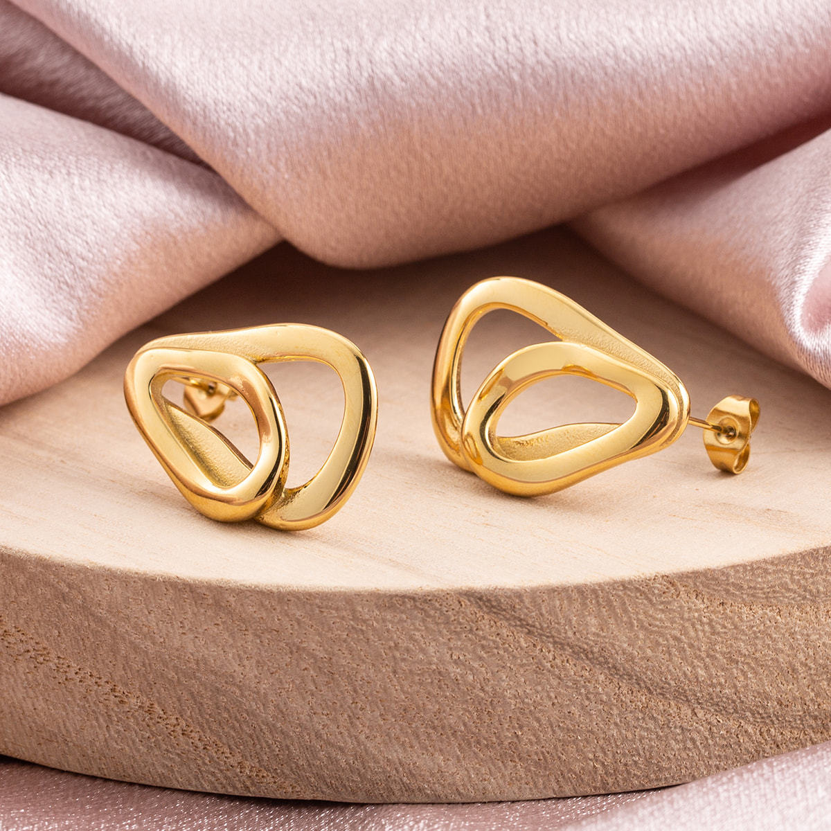 18K Gold Plated Stainless Steel Stud Earrings for Women, Geometric Teardrop Double Intertwined Statement Earrings, Hypoallergenic Fashion Jewelry
