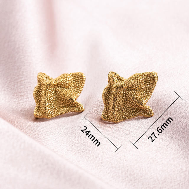18K Gold Plated Stainless Steel Starfish Stud Earrings for Women, Trendy Textured Irregular Statement Earrings Hypoallergenic Jewelry
