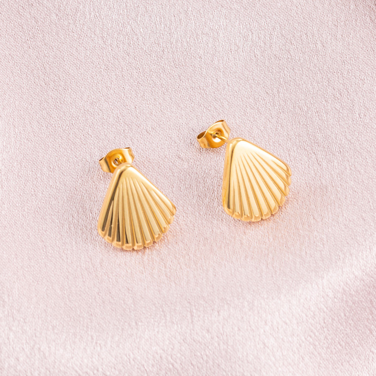 18K Gold Plated Stainless Steel Stud Earrings for Women, Anti-Allergy Dainty Shell Textured Geometric Fan Shape Minimalist Jewelry Gift