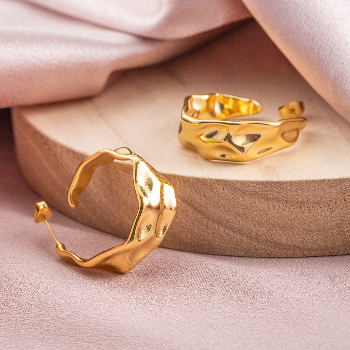 18K Gold Plated Stainless Steel Irregular Hammered Hoop Earrings for Women, Vacuum Plated Tarnish-Free Geometric Huggie Earrings, Dainty Jewelry Gifts