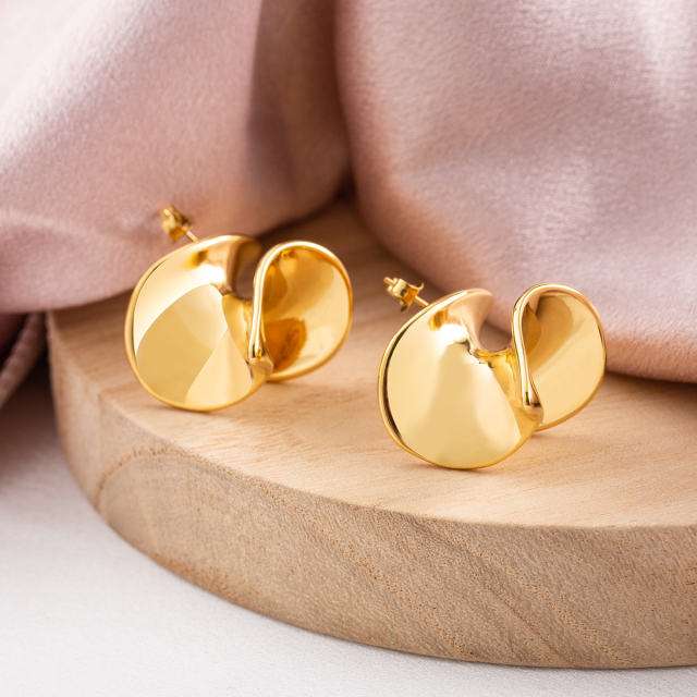 18K Gold Plated Twisted Hoop Earrings for Women, Minimalist Spiral Curve Stud Earrings, Modern Abstract Geometric Jewelry Gift