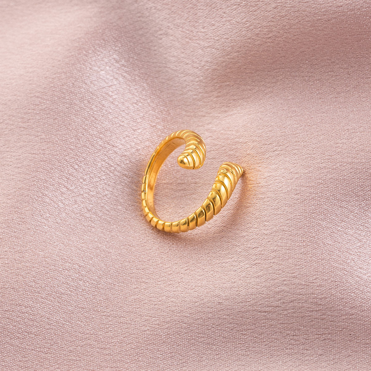 18K Gold Plated Stainless Steel Serpent Croissant Ring for Women, Fixed Size Chunky Stackable Ring, Waterproof Tarnish Resistant Statement Jewelry