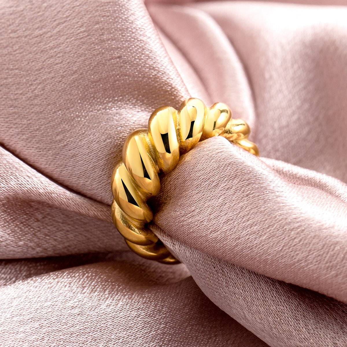 18K Gold Plated Stainless Steel Croissant Dome Ring for Women, Chunky Tarnish Resistant Waterproof Twisted Stackable Ring Jewelry