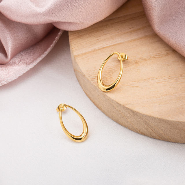 18K Gold Plated Teardrop Stud Earrings for Women, Simple Oval Dainty Dangle Earrings, Hypoallergenic Stainless Steel Jewelry for Daily Wear