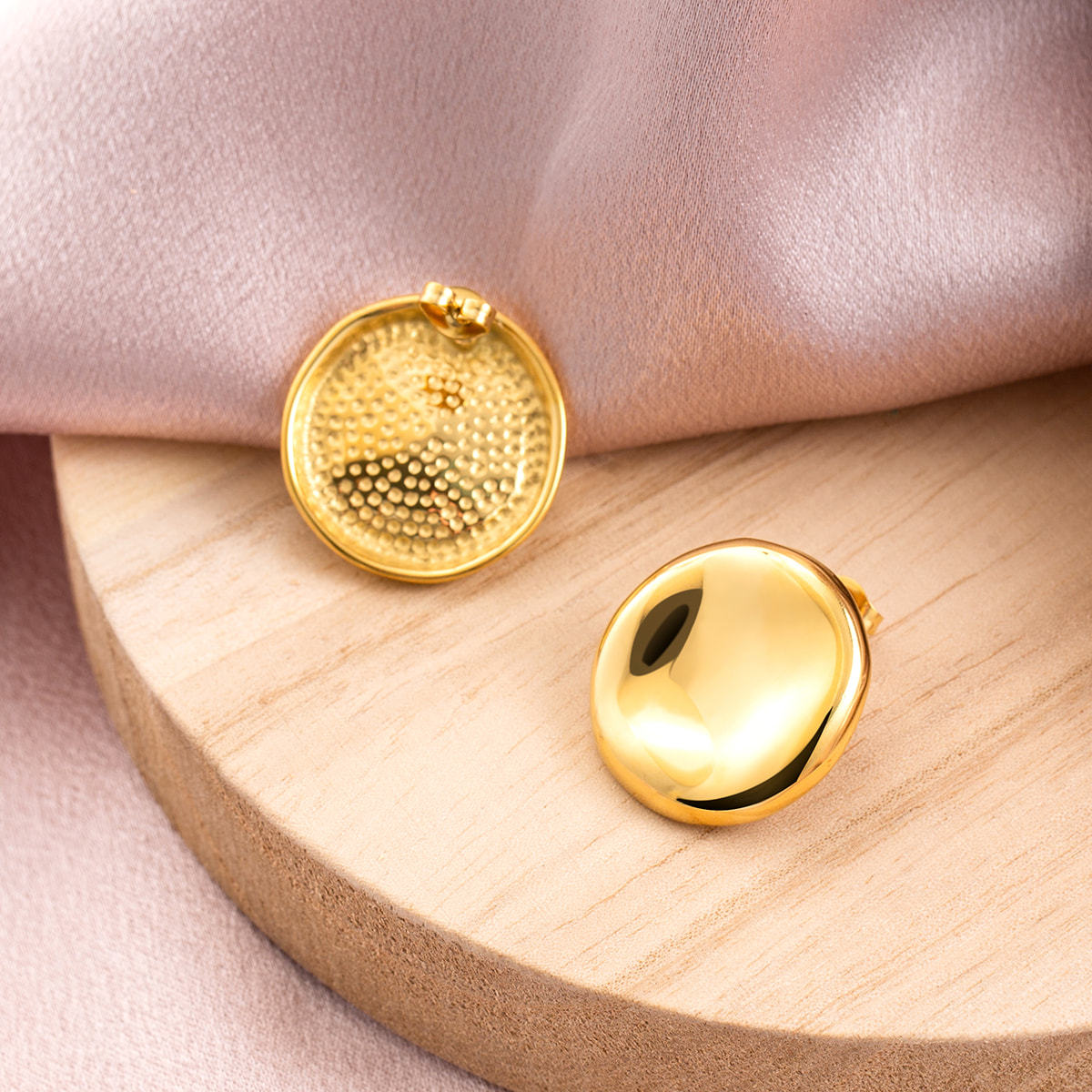 18K Gold Plated Stainless Steel Irregular Stud Earrings for Women, Chunky Hammered Textured Waterdrop Disc Statement Earrings, Hypoallergenic