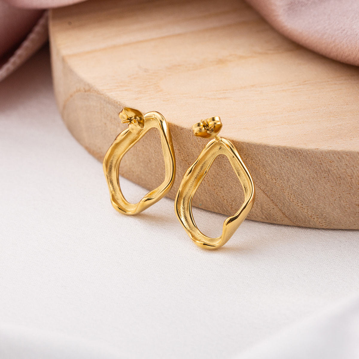 18K Gold Plated Stainless Steel Stud Earrings for Women, Unique Irregular Open Geometric Shape Dainty Fashion Jewelry Gifts, Hypoallergenic