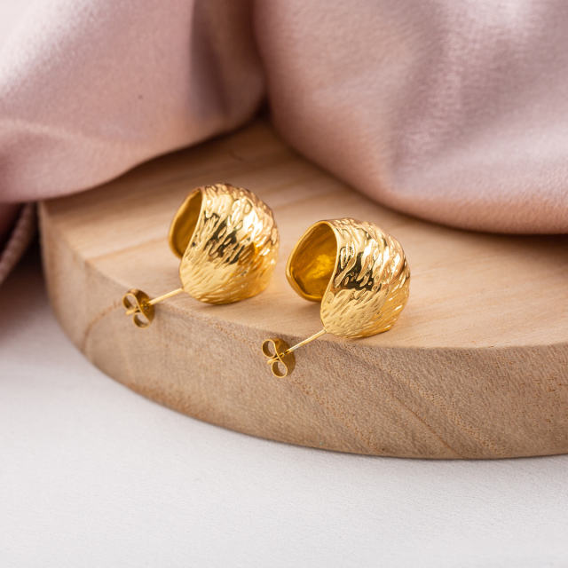 18K Gold Plated Teardrop Stud Earrings for Women | Statement Chunky Textured Hammered Design Stainless Steel Hypoallergenic Minimalist Jewelry