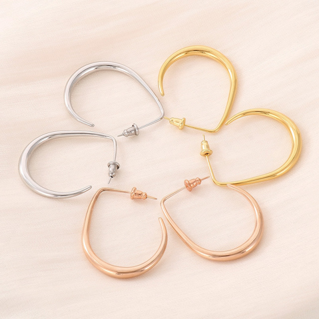 18K Gold Plated Irregular Twisted Hoop Earrings for Women, Stainless Steel Chunky D/C Shape Statement Earring Studs, High Polish Fashion Jewelry Gift