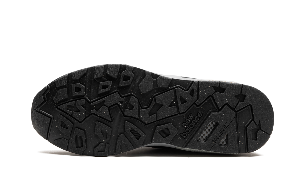 580 "Black Shadow Grey Silver Metallic" MT580MDB
