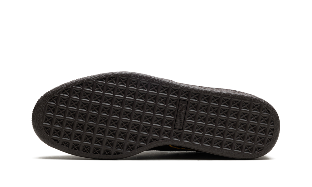 Suede 4 "One Piece Blackbeard Teech" 396525 01