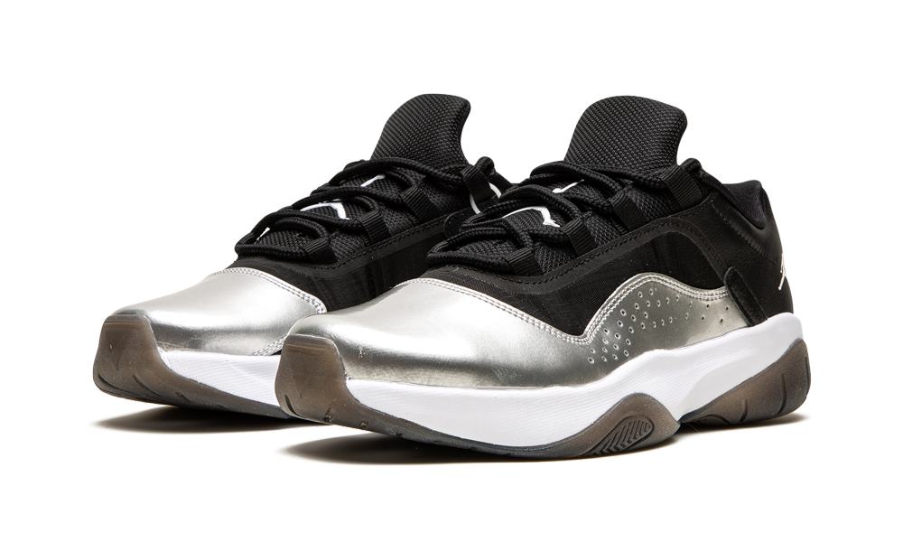 AIR JORDAN 11 CMFT LO WMNS DV2629 001