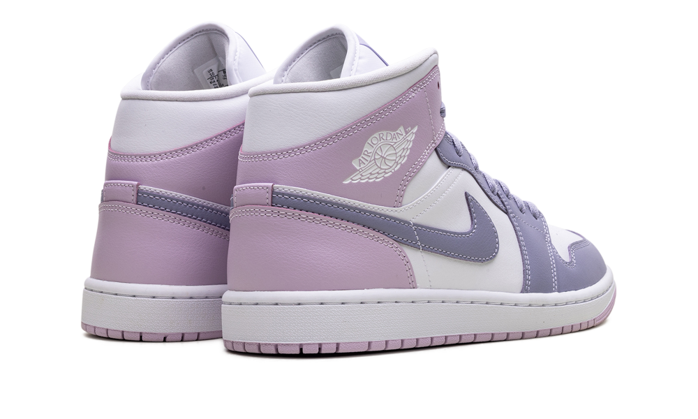 Jordan 1 Mid WMNS "Indigo Haze Doll White" BQ6472 510