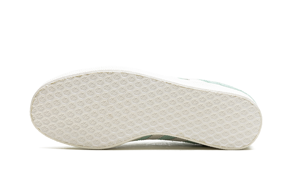 Gazelle WMNS "Hazy Green Off White Cloud White" IG4393