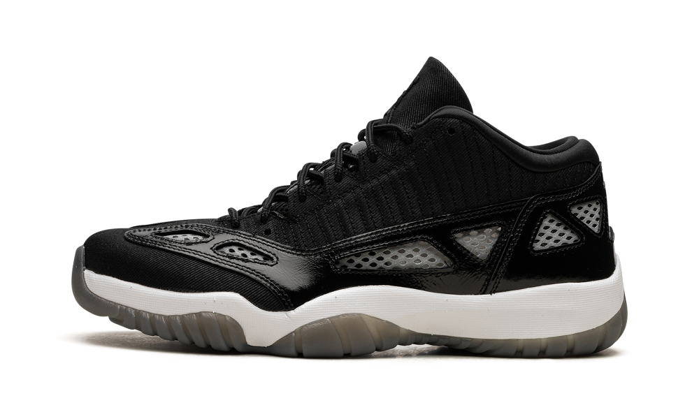 Air Jordan 11 Low IE "Black/White" 919712 001