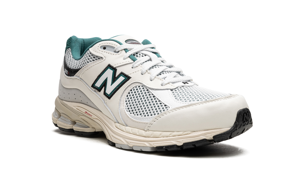 2002R "Sea Salt/Vintage Teal" M2002RVD
