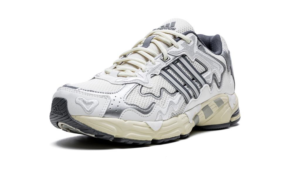 Response CL "Bad Bunny - White" GY0102