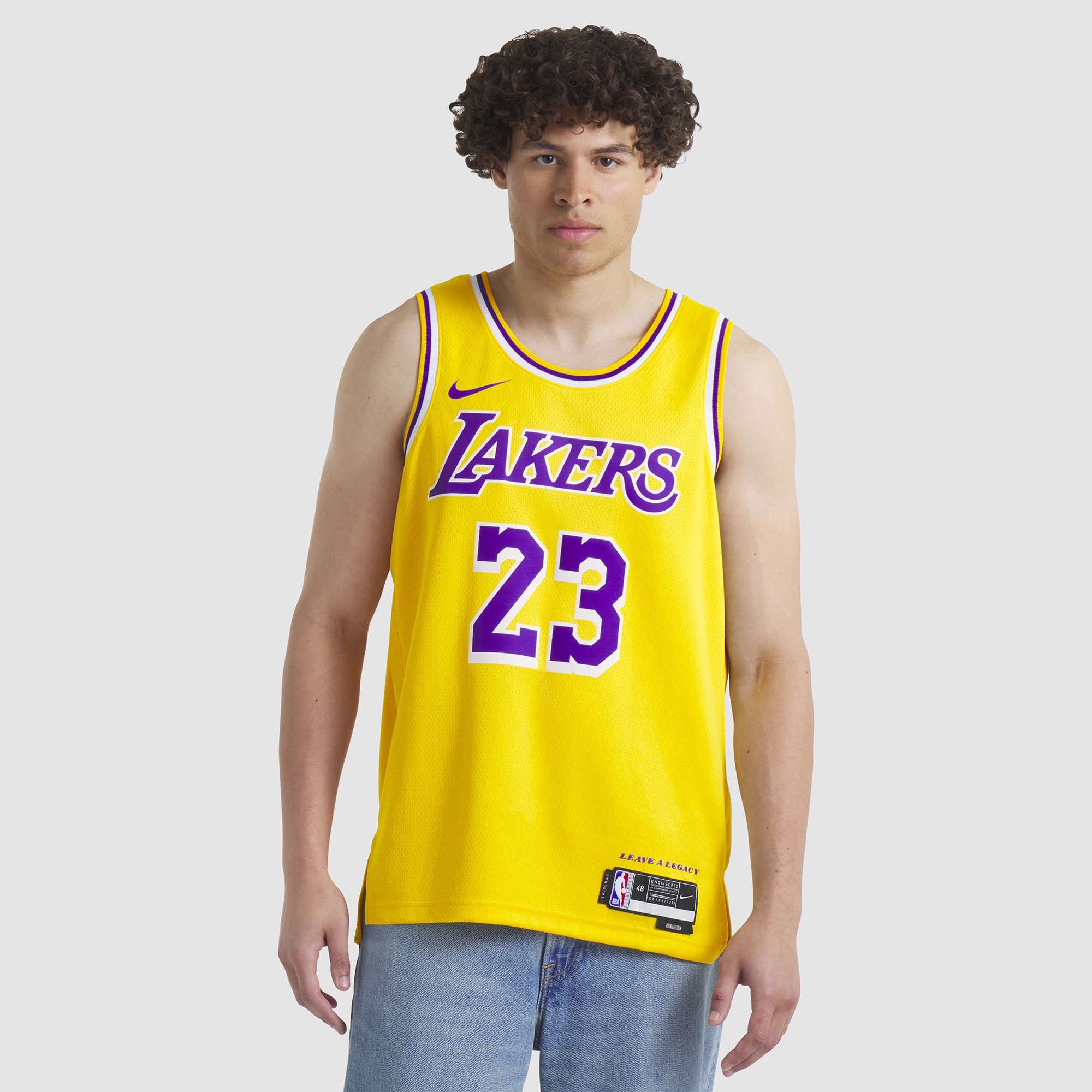 Unisex Los Angeles Lakers LeBron James Nike White Swingman Jersey - Association Edition