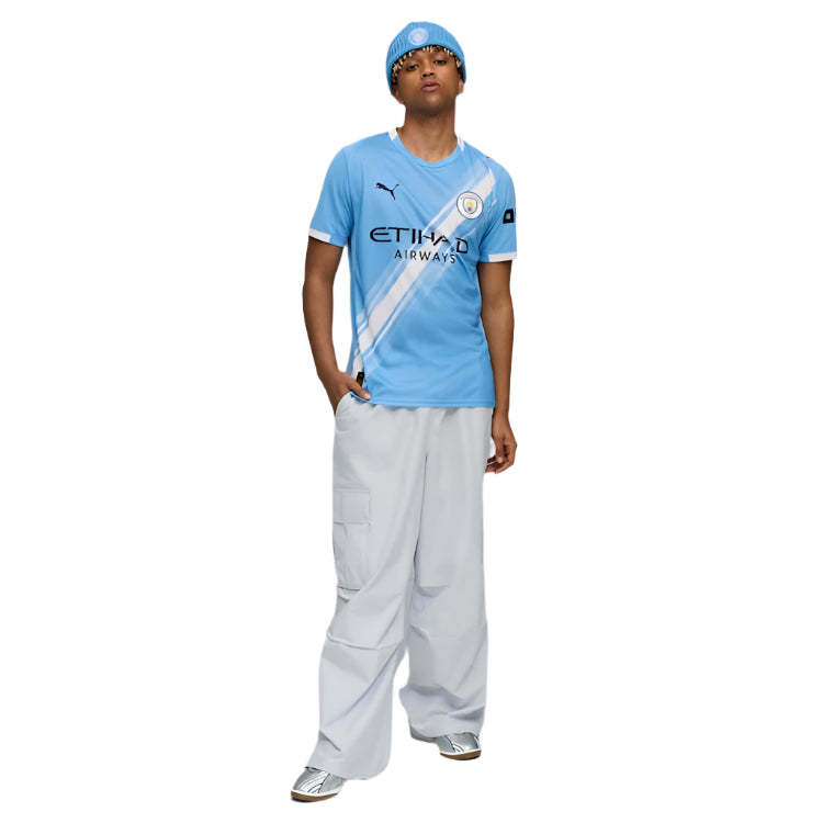 Puma Kyle Walker Manchester City Home Jersey 25/26 w/ EPL + Sponsor Patch (Team Light Blue/Puma White)