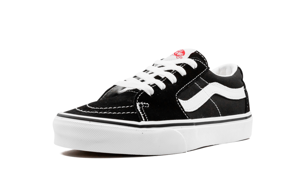 Sk8-Low "Black / White" VN0A4UUK6BT