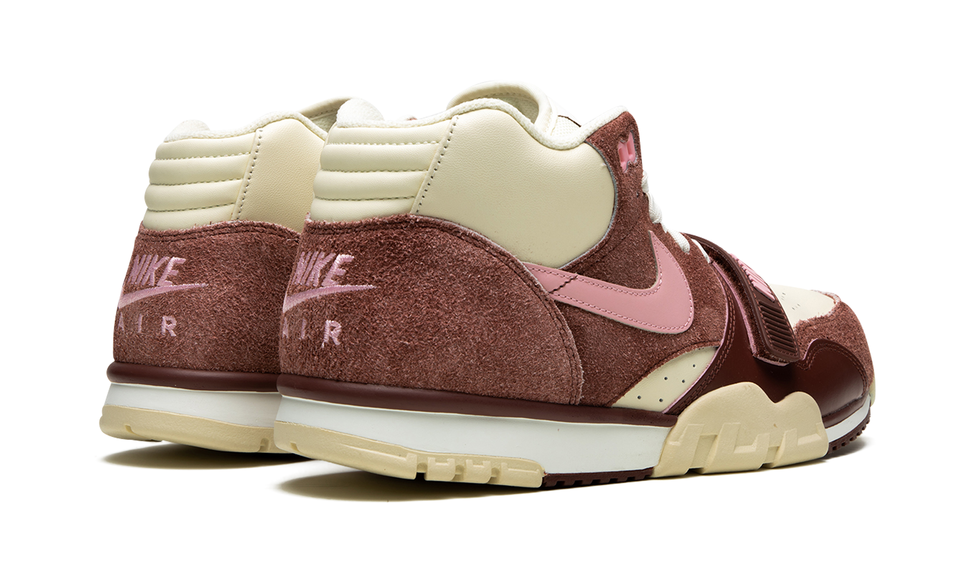 Air Trainer 1 "Valentine's Day" DM0522 201