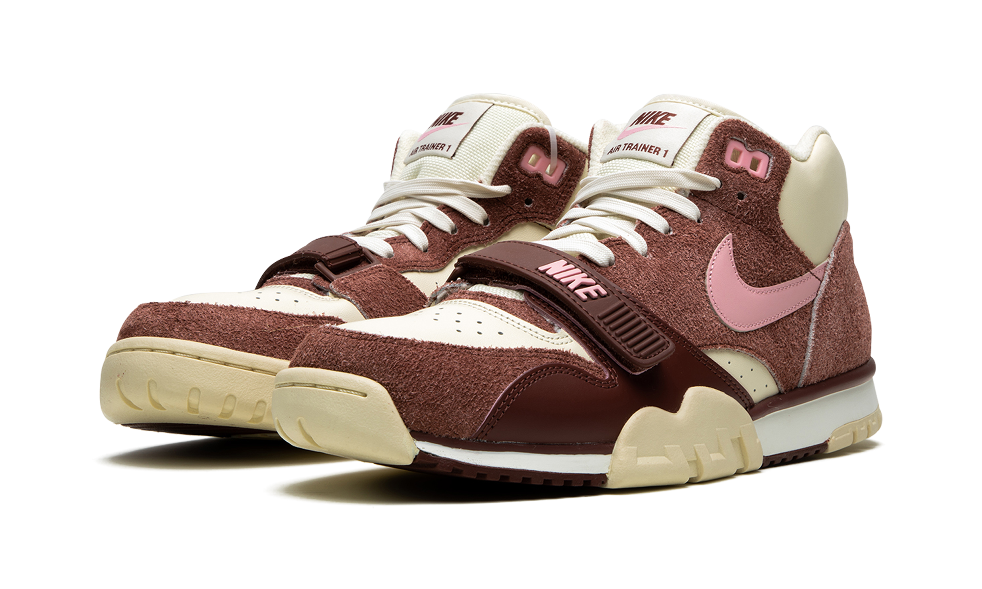 Air Trainer 1 "Valentine's Day" DM0522 201