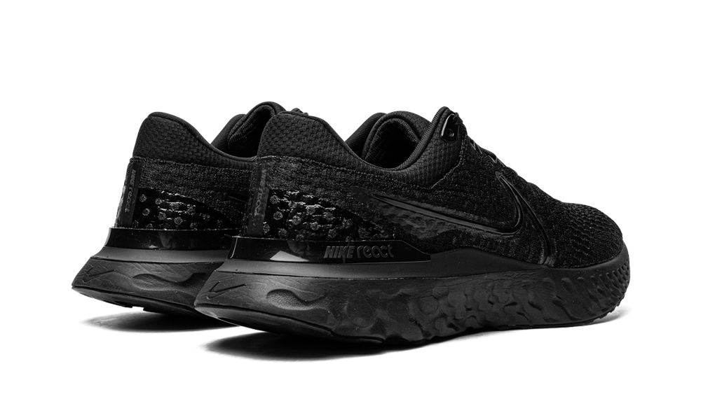 React Infinity Run Flyknit 3 "Triple Black" DH5392 005