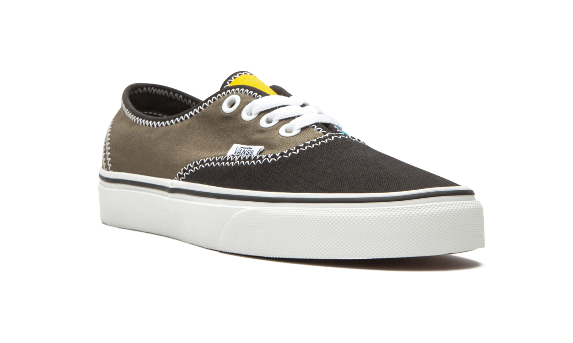 Authentic "Zig Zag" VN0A2Z5I19Y