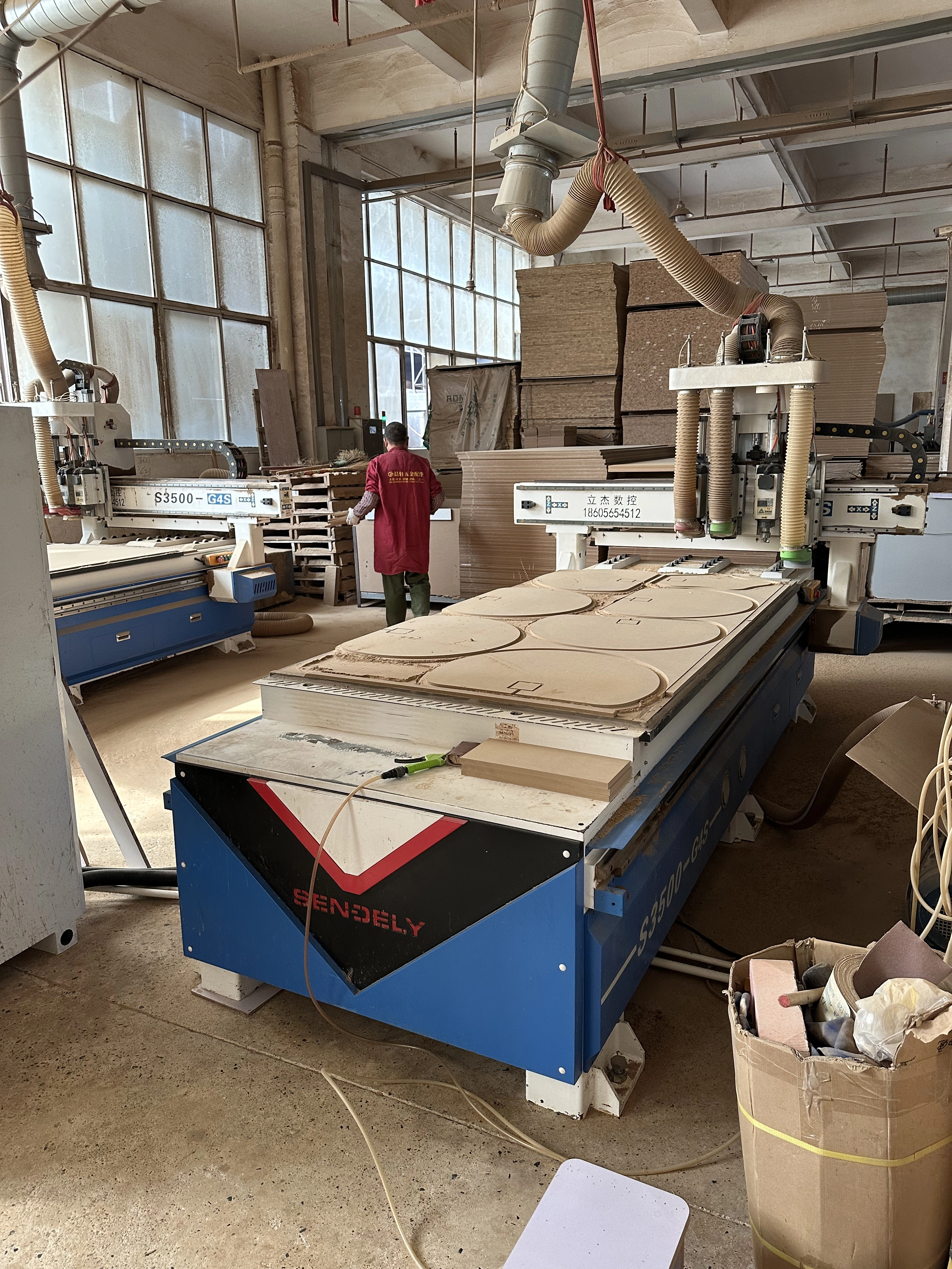 FURNIGLOBE factory interior and furniture manufacturing process