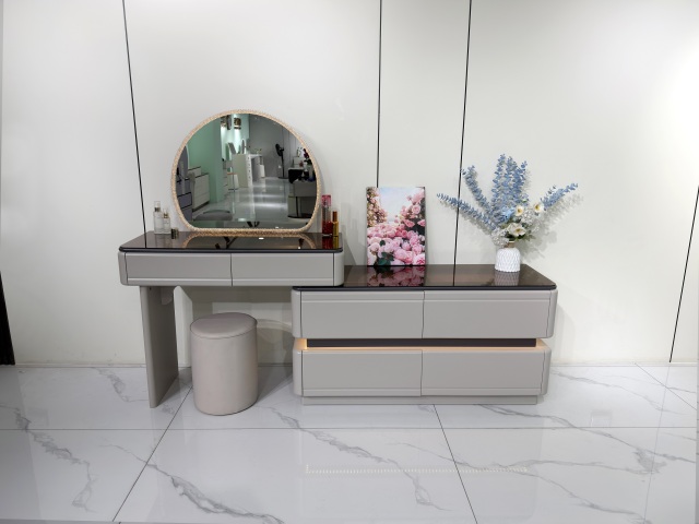 Modern Light Luxury Vanity Set with Dresser, Mirror & Stool - Bedroom Furniture for Wholesale