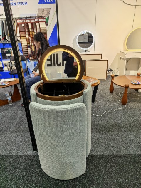 Loop Nesting Chair with Flip Top Side Table