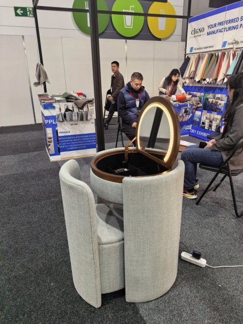 Loop Nesting Chair with Flip Top Side Table