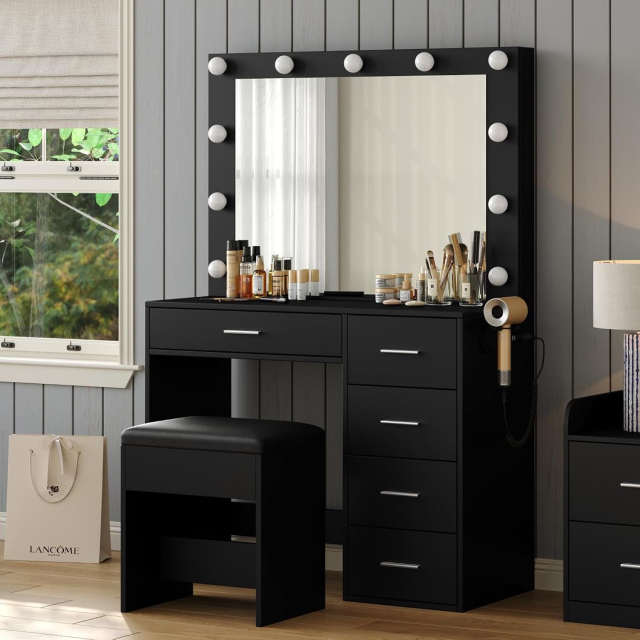 Hollywood Mirror Vanity Table DT007