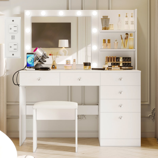 Hollywood Mirror Vanity Table DT008