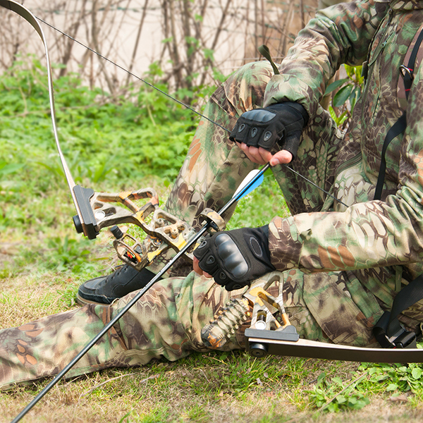 TOPOINT ARCHERY R3 Hunting Recurve Bow and Arrows for Adults,Takedown Recurve Bow Package,Ready to Shoot Archery Kit,40lbs,45lbs,50lbs / Black,Ghost,C