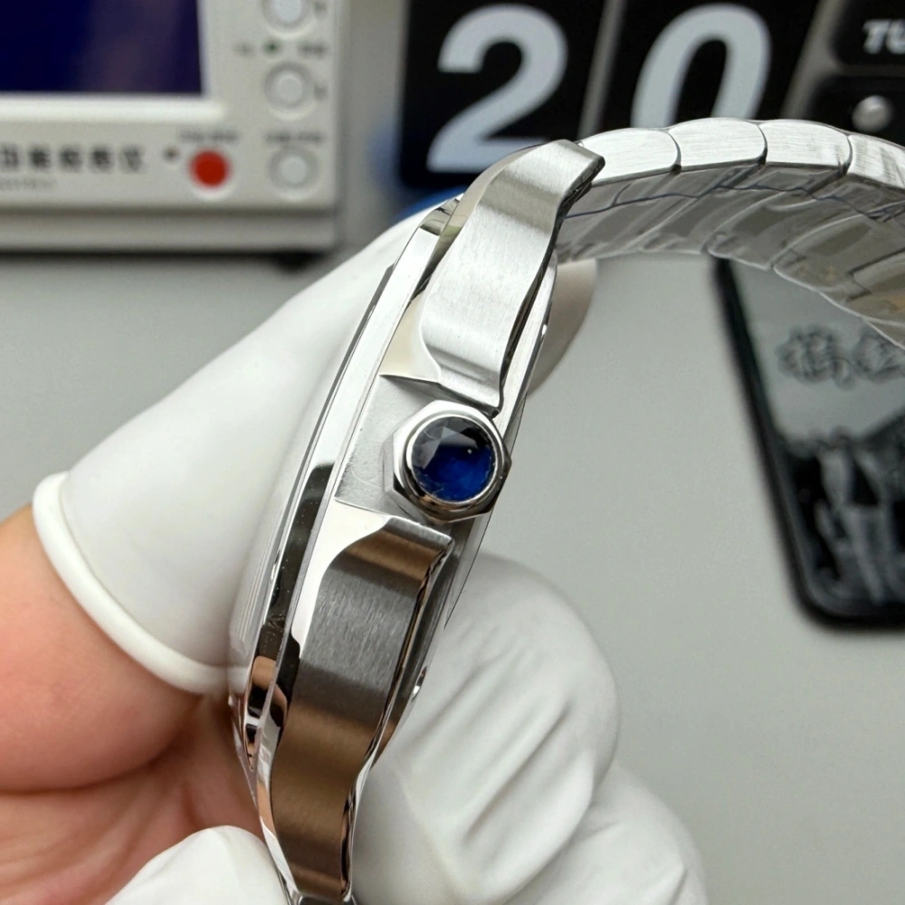 BV 廠 卡地亞 CARTIER 山度士WSSA0071 中號 39.8MM 快拆錶帶 香港面交