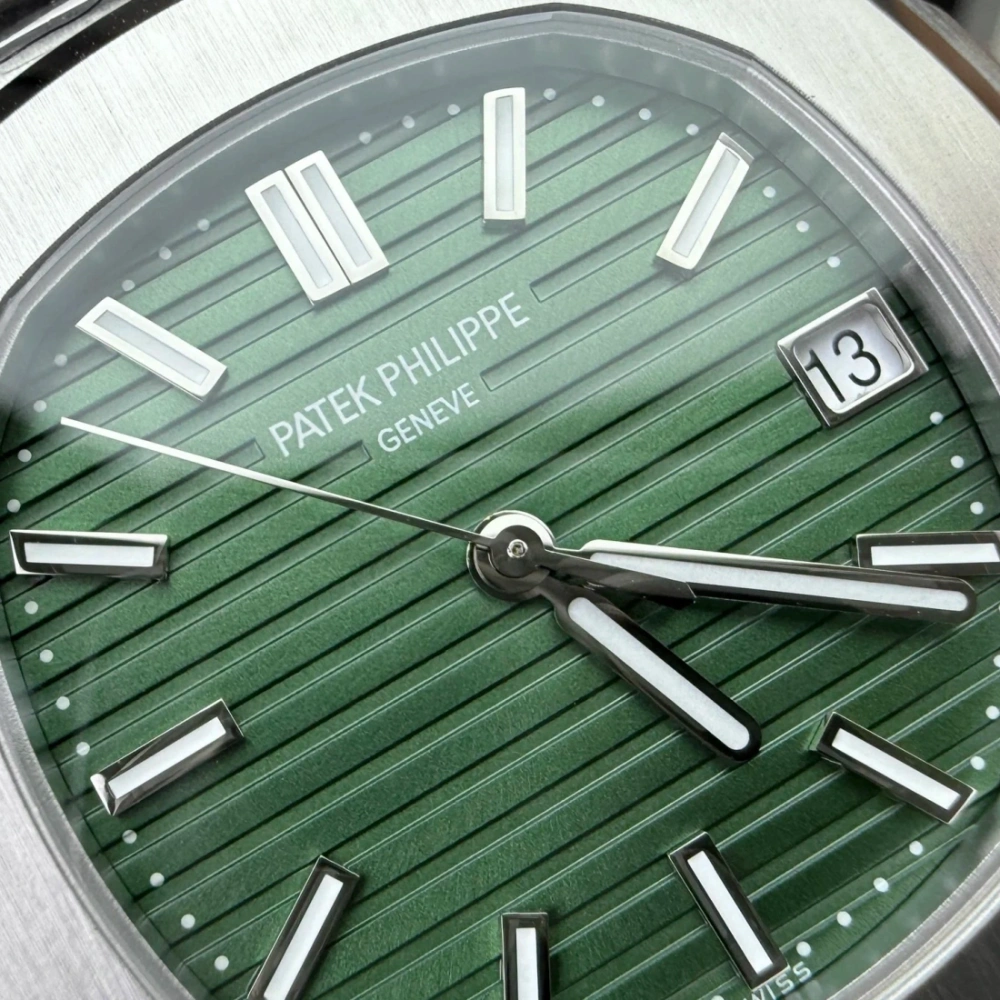 3Kfactory PATEK PHILIPPE PP 百達翡麗 鸚鵡螺 綠面 5711 運動優雅系列 324一體機芯 40MM 香港面交