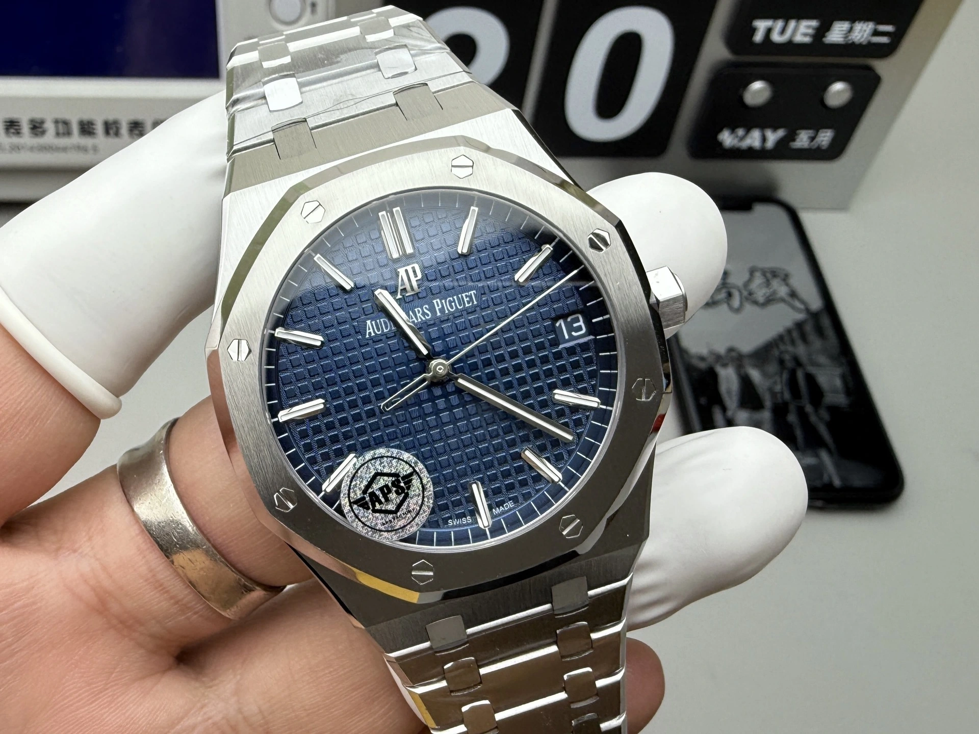 APS factory 廠 AP AUDEMARS PIGUET 愛彼皇家橡樹系列 15510ST.OO.1320ST.07 藍面 4302一體機芯