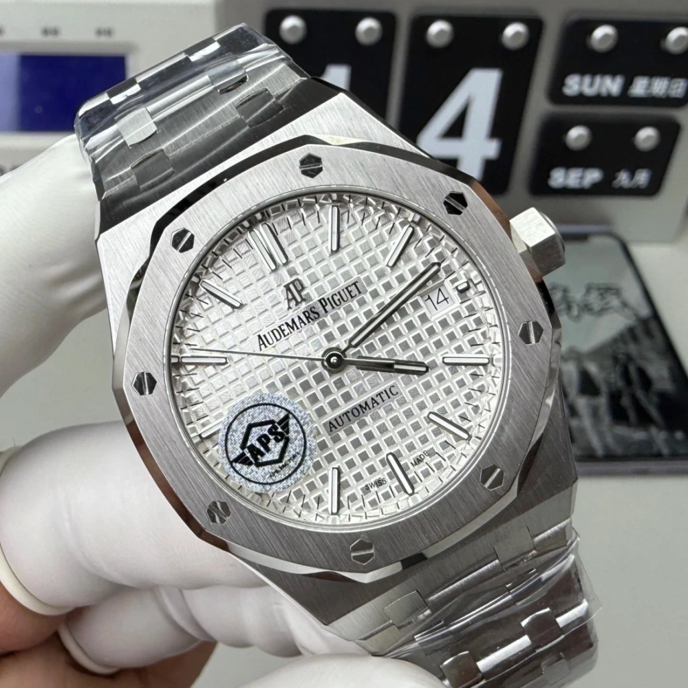 APS廠 AP 愛彼 15400鋼王 白面 爱彼 皇家橡树系列 15400ST.OO.1220ST.01 CAL.3120機芯 41MM 香港可面交