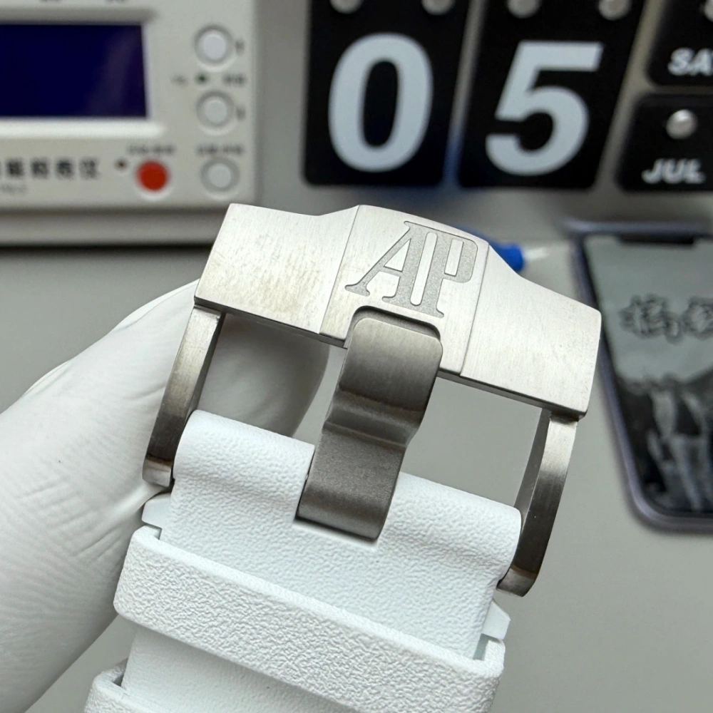 APS廠 Audemars Piguet AP 愛彼Royal Oak - 15707 白陶瓷皇家橡树15707陶瓷款一体机芯打造 香港可面交