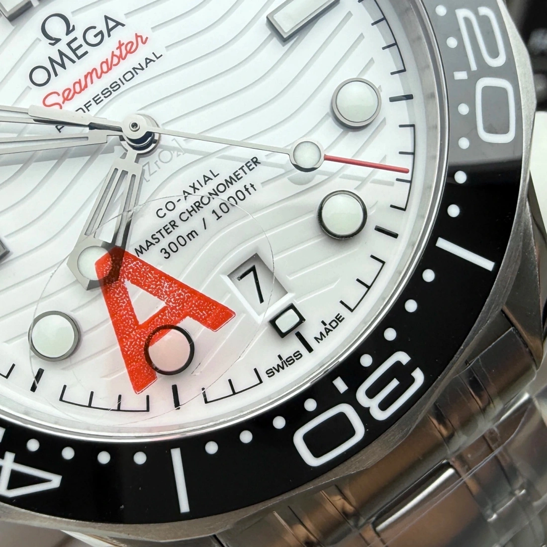 VS 廠 歐米茄 OMEGA VS 厂 欧米茄 海马300 一体8800机芯 V4版本最新升级版本 白面